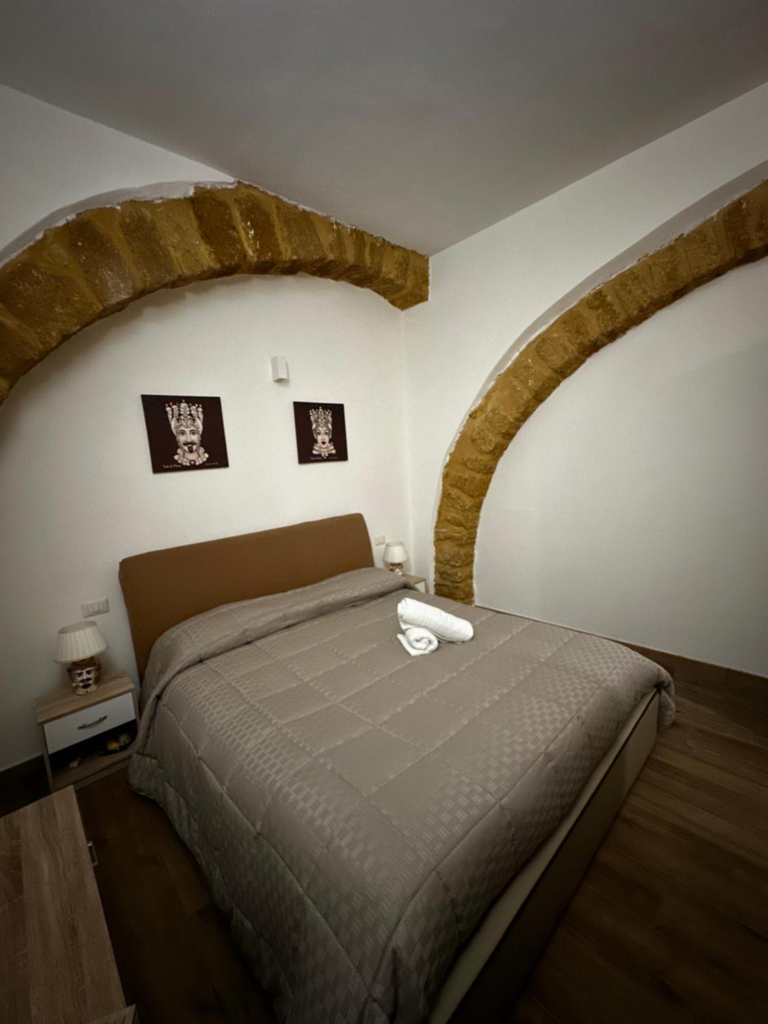 אגריג'נטו O Munti Rooms מראה חיצוני תמונה