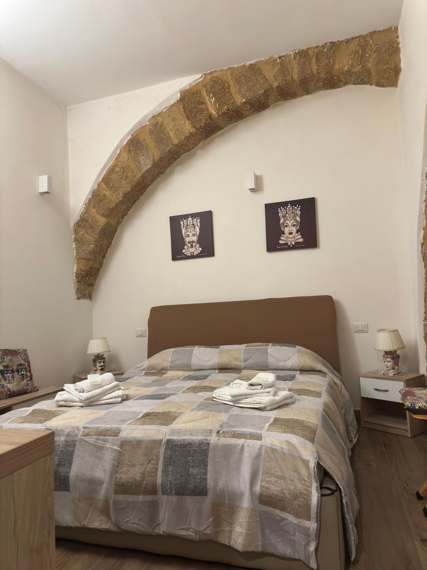 אגריג'נטו O Munti Rooms מראה חיצוני תמונה